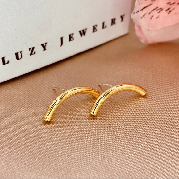 Minimalist 18K Yellow Gold Dangle Flat Tassel Jacket Earrings - Picture 13 of 15